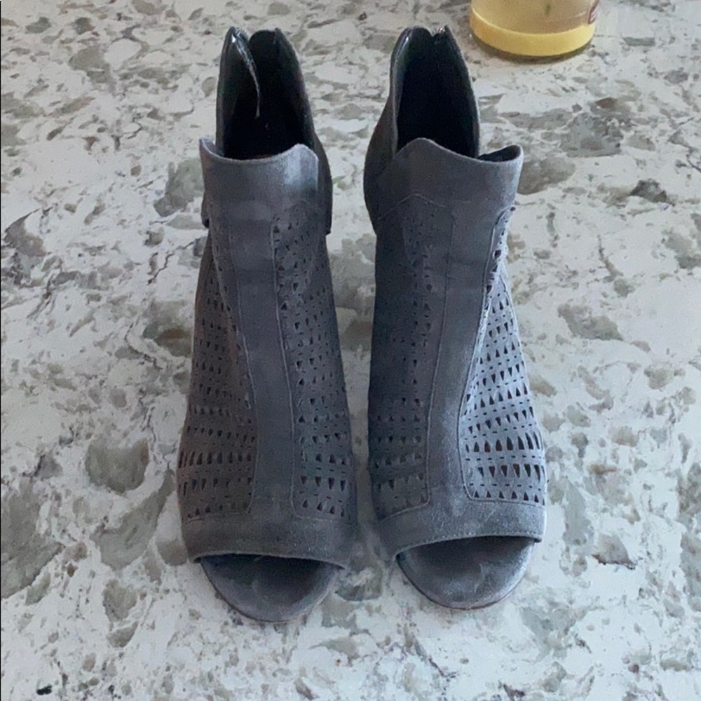 Vince camuto heels
